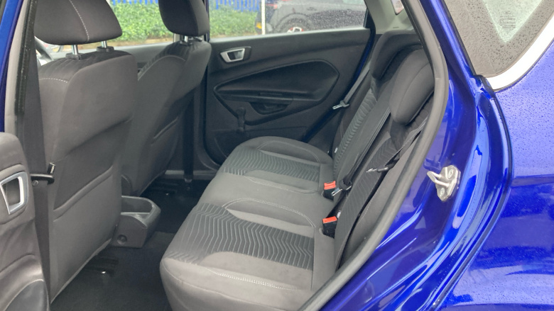 Ford Fiesta 1.25 82 Zetec 5dr Petrol Hatchback